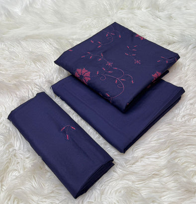 A SQUARE FABRIC